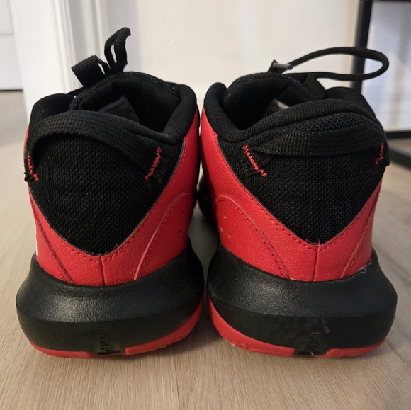 Under Armour Lockdown 6 Basketball Running Shoe, Size M 11.5/ W 13 - Picture 3 of 8